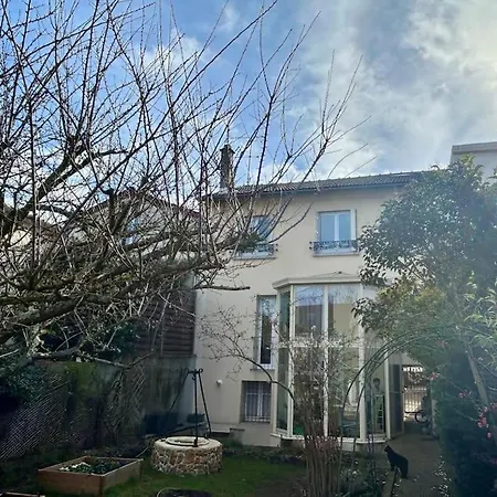 Dom wakacyjny Maison Familiale A 15 Min De Paris/ Jo2024
